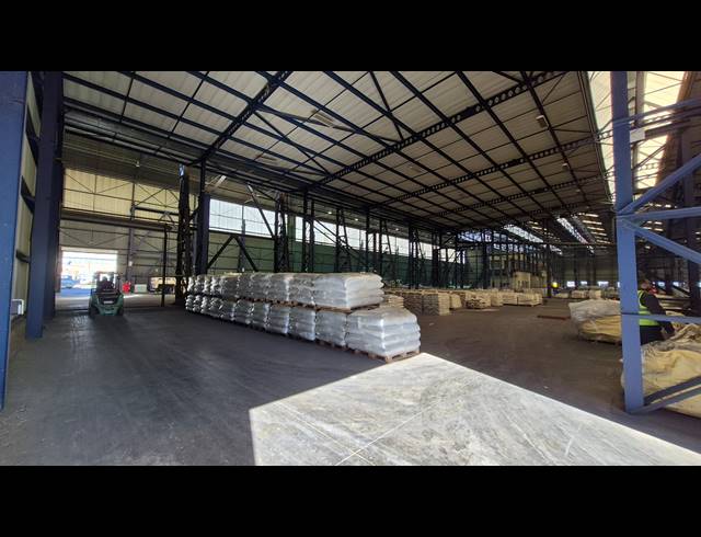 22,000M² FACTORY FOR SALE IN ANDERBOLT